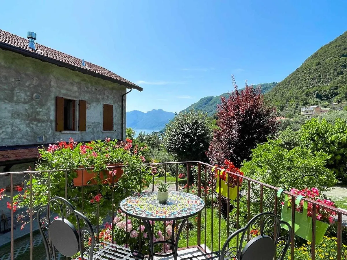 Breva Loft Tra Gli Ulivi Ed Il Lago Bellagio 0*,