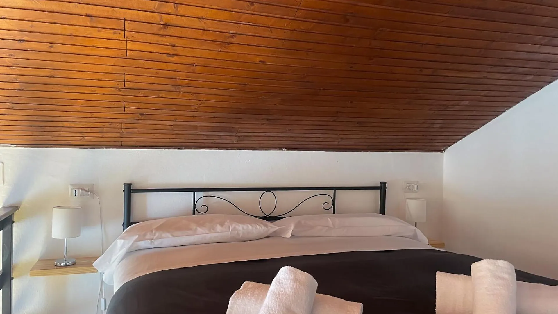 Breva Loft Tra Gli Ulivi Ed Il Lago Bellagio