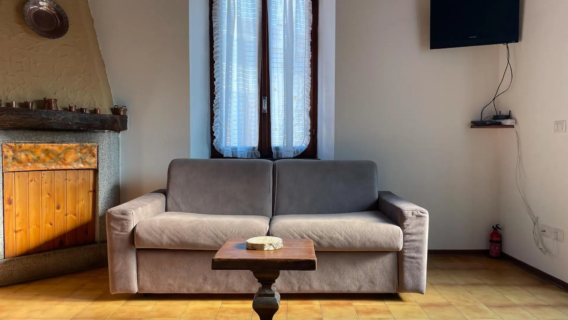 Apartment Breva Loft Tra Gli Ulivi Ed Il Lago Bellagio